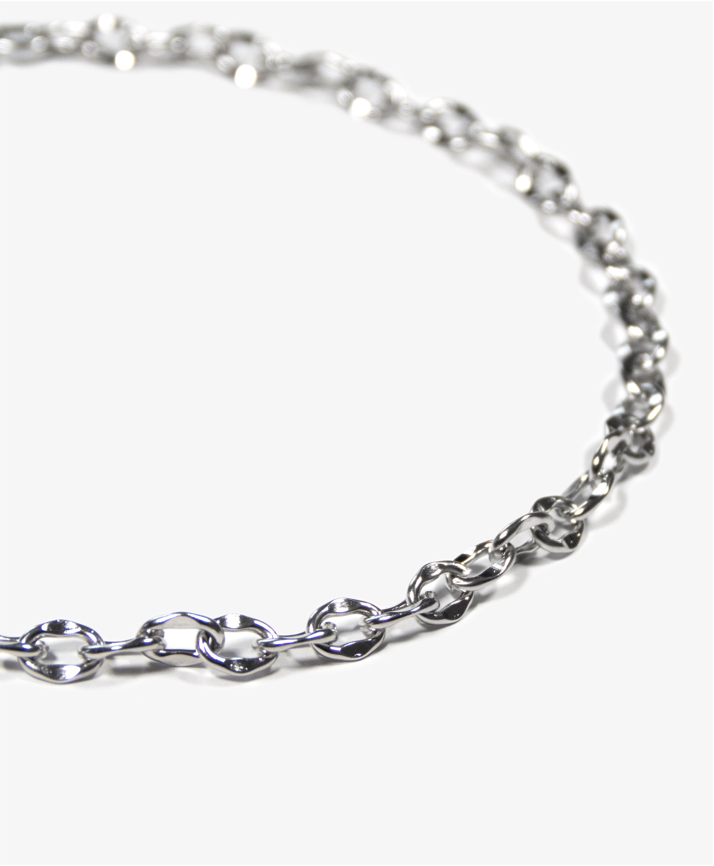 llayers-mens-women-jewelry-silver-stainlesssteel-choker-chain-necklace-unchained-008-Brooklyn-New-York-2