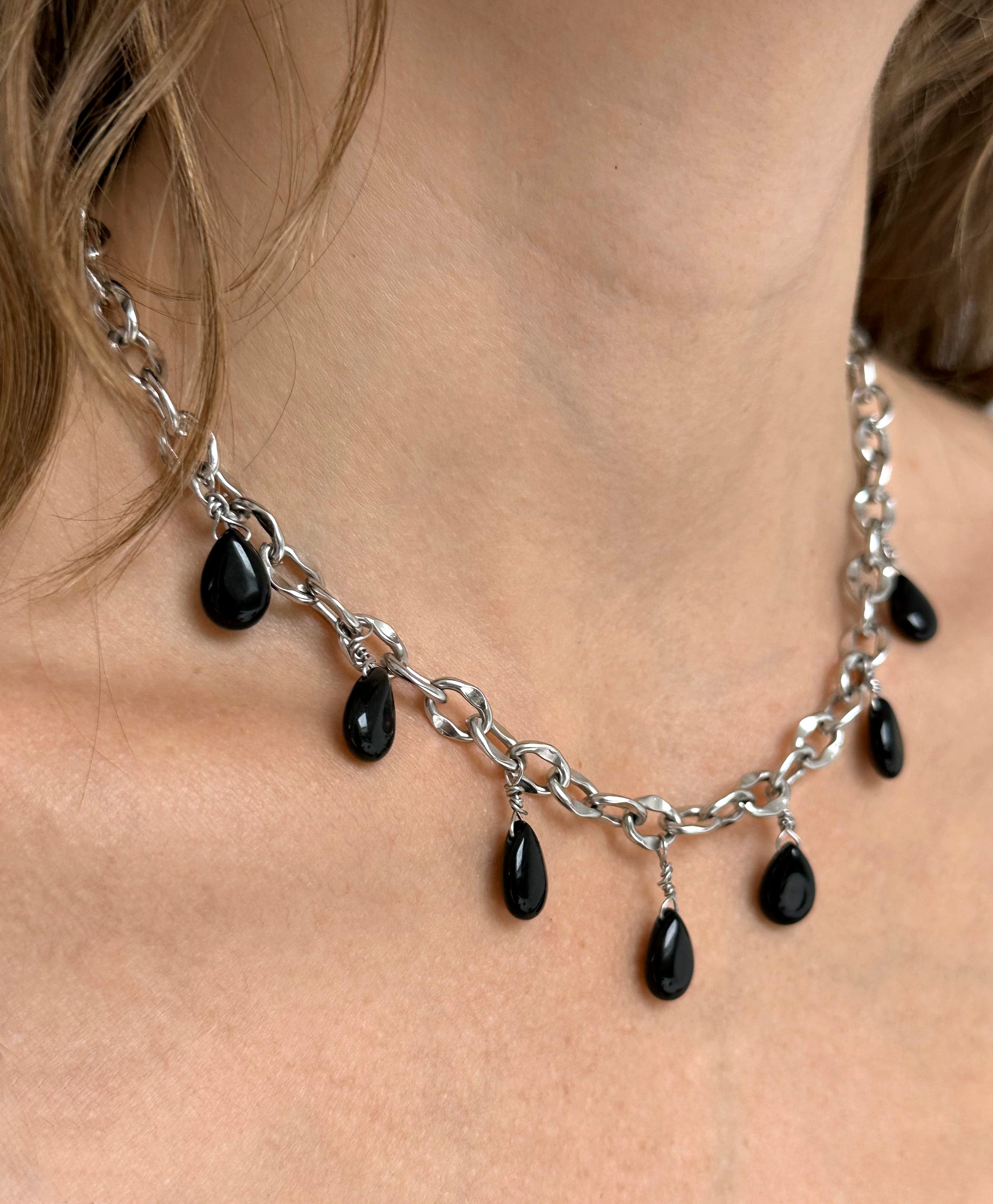 llayers-mens-women-jewelry-silver-stainlesssteel-choker-chain-necklace-unchained-009-agate-Brooklyn-New-York-1