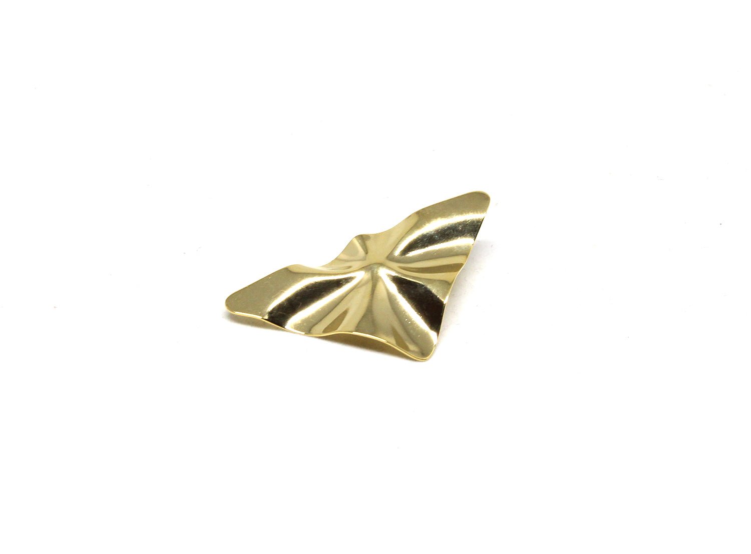 llayers jewelry gold wavy earring geometric textured new york