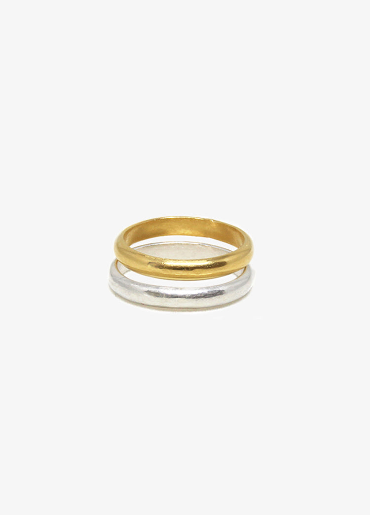 Stackable Sterling Silver ring. Minimalist engagement rings in Brooklyn New York by designer llayers.