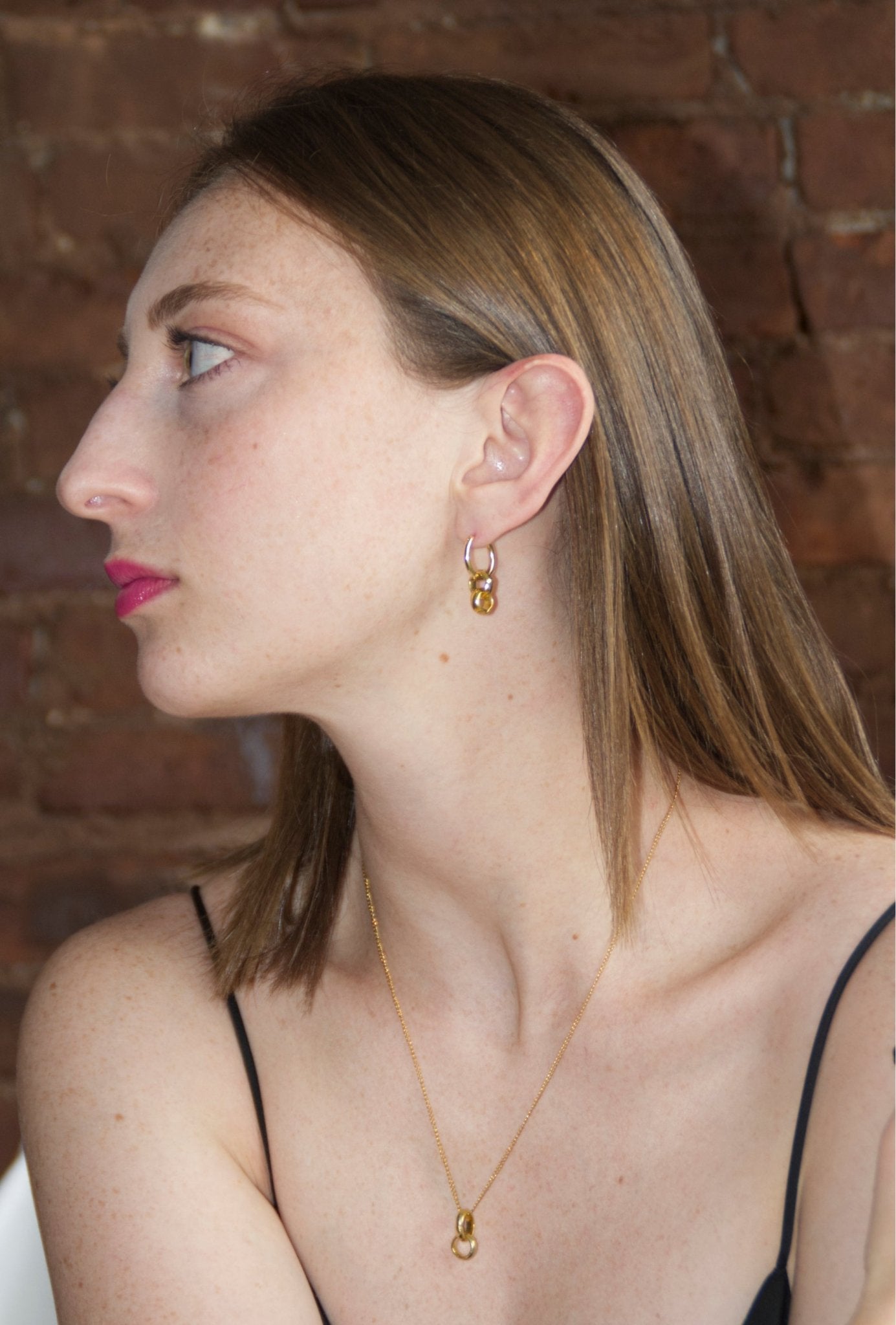 Gold loops chain necklace loops. Men's and women's minimal jewelry made in Brooklyn New York.