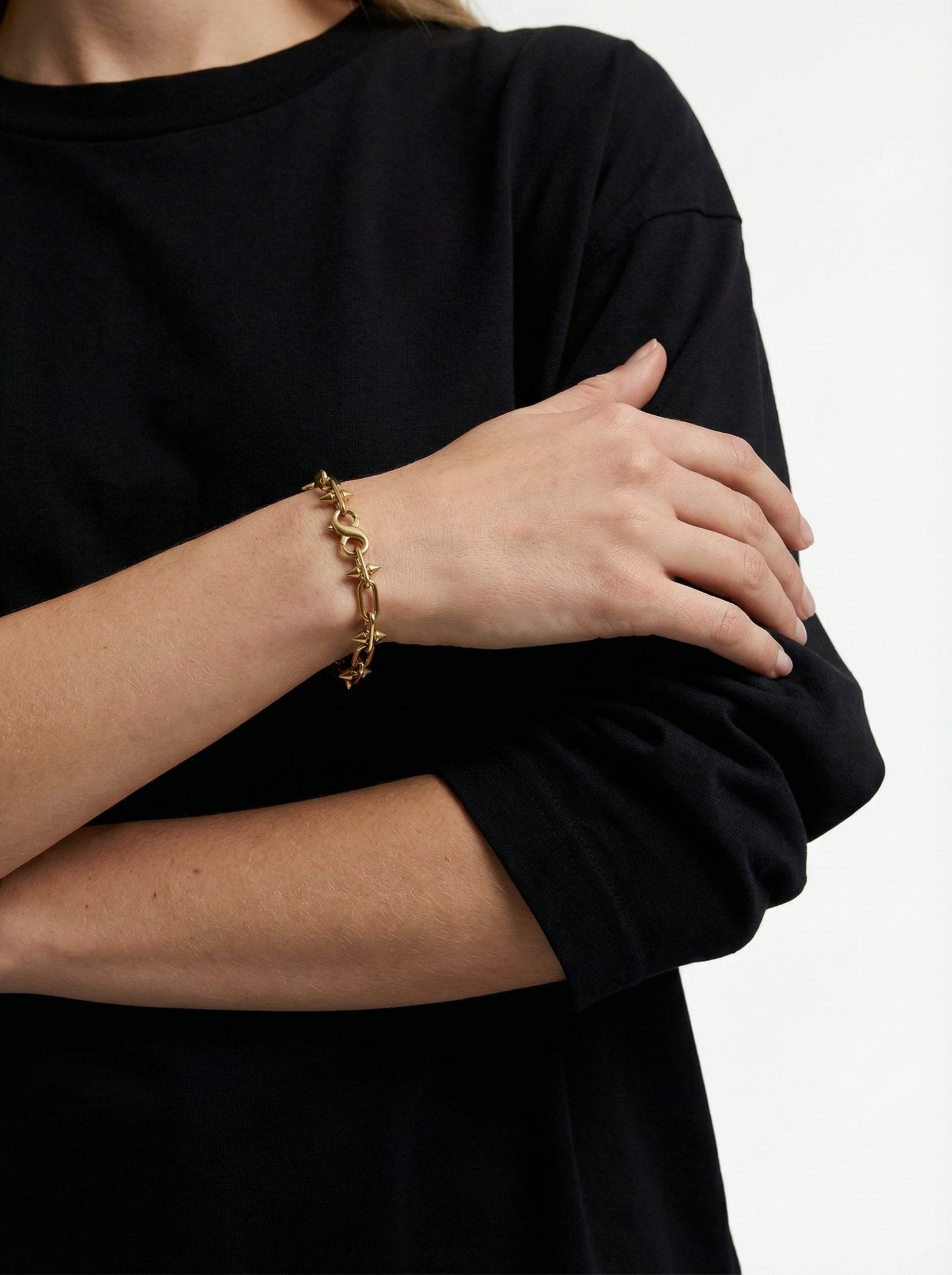 Gold small spikes chain bracelet unisex jewelry handmade New York Brooklyn by llayers 