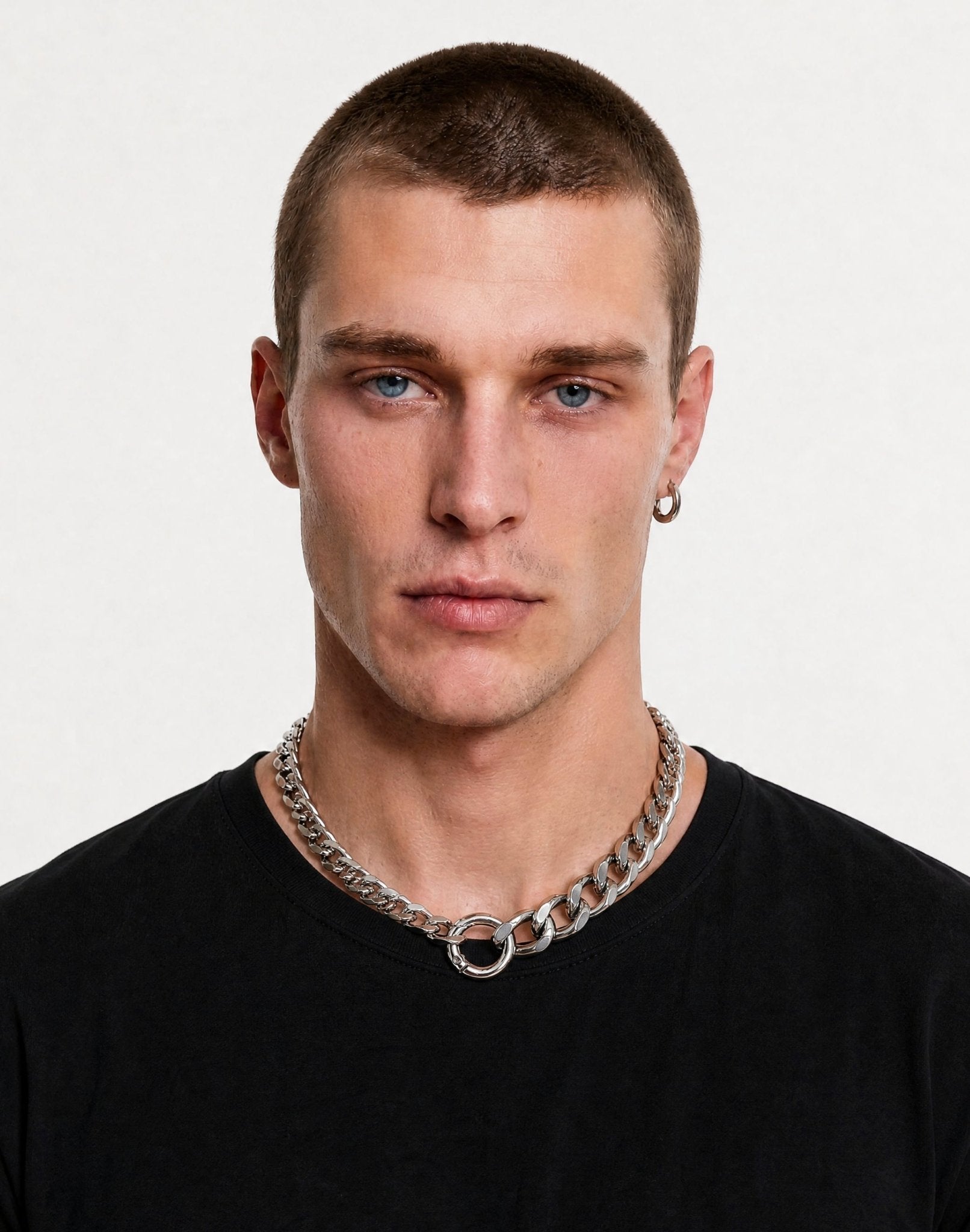 Men's silver choker chain necklace in stainless steel in Brooklyn New York by llayers. 