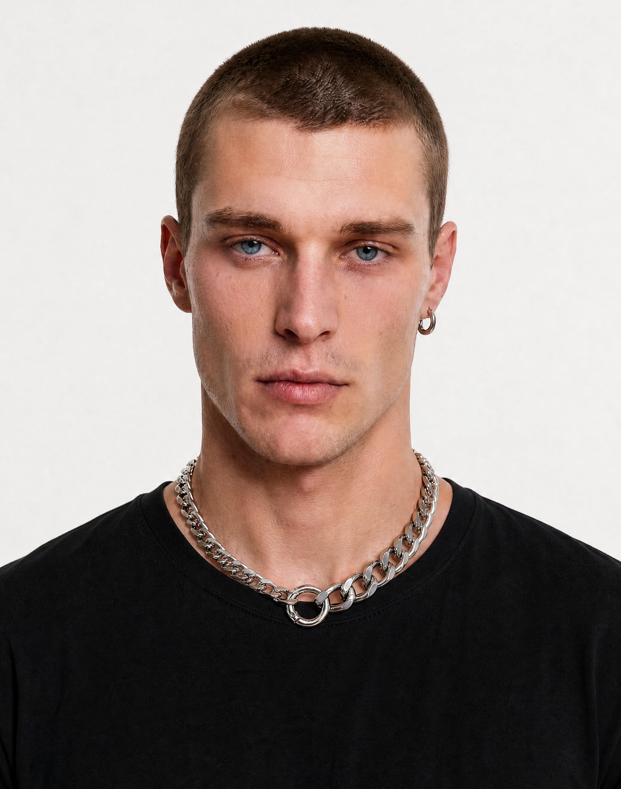 Men's silver choker chain necklace in stainless steel in Brooklyn New York by llayers. 
