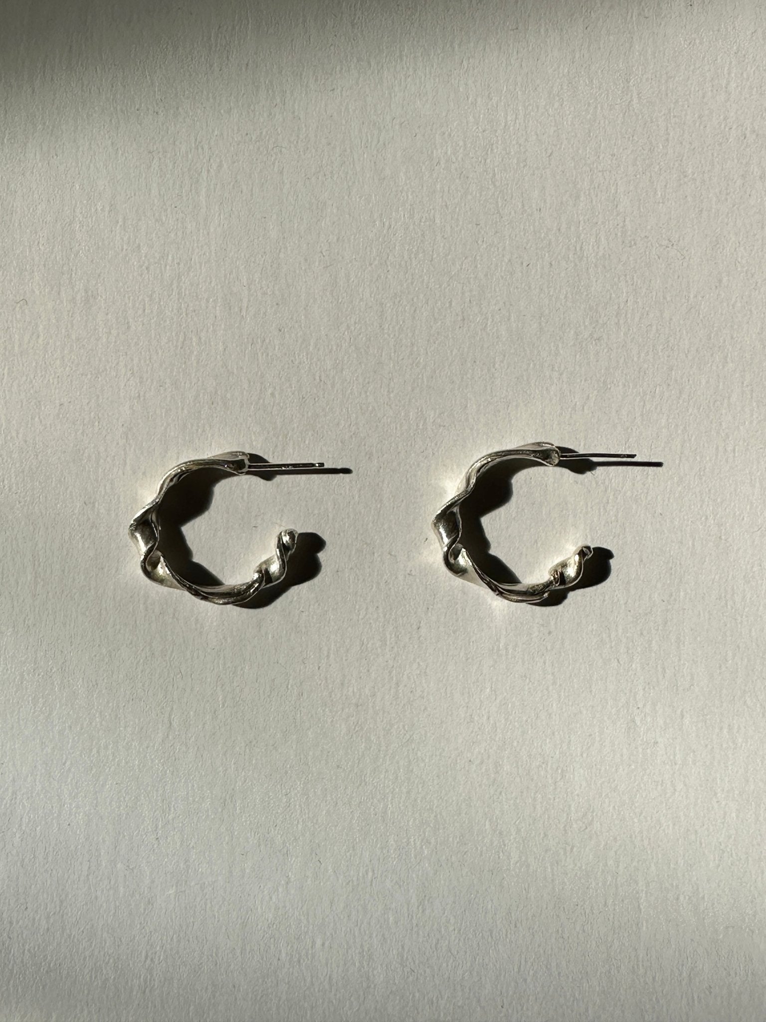Refined Sterling silver hoop earrings. Women best jewelry made in Brooklyn New York by llayers.