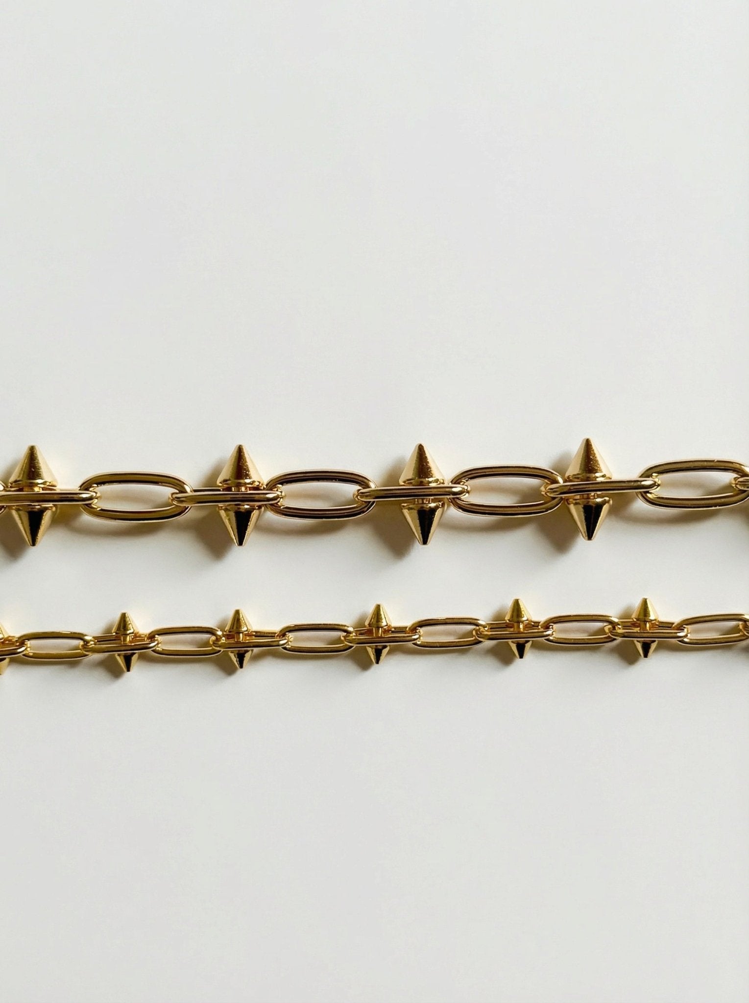 Spike size in gold plated