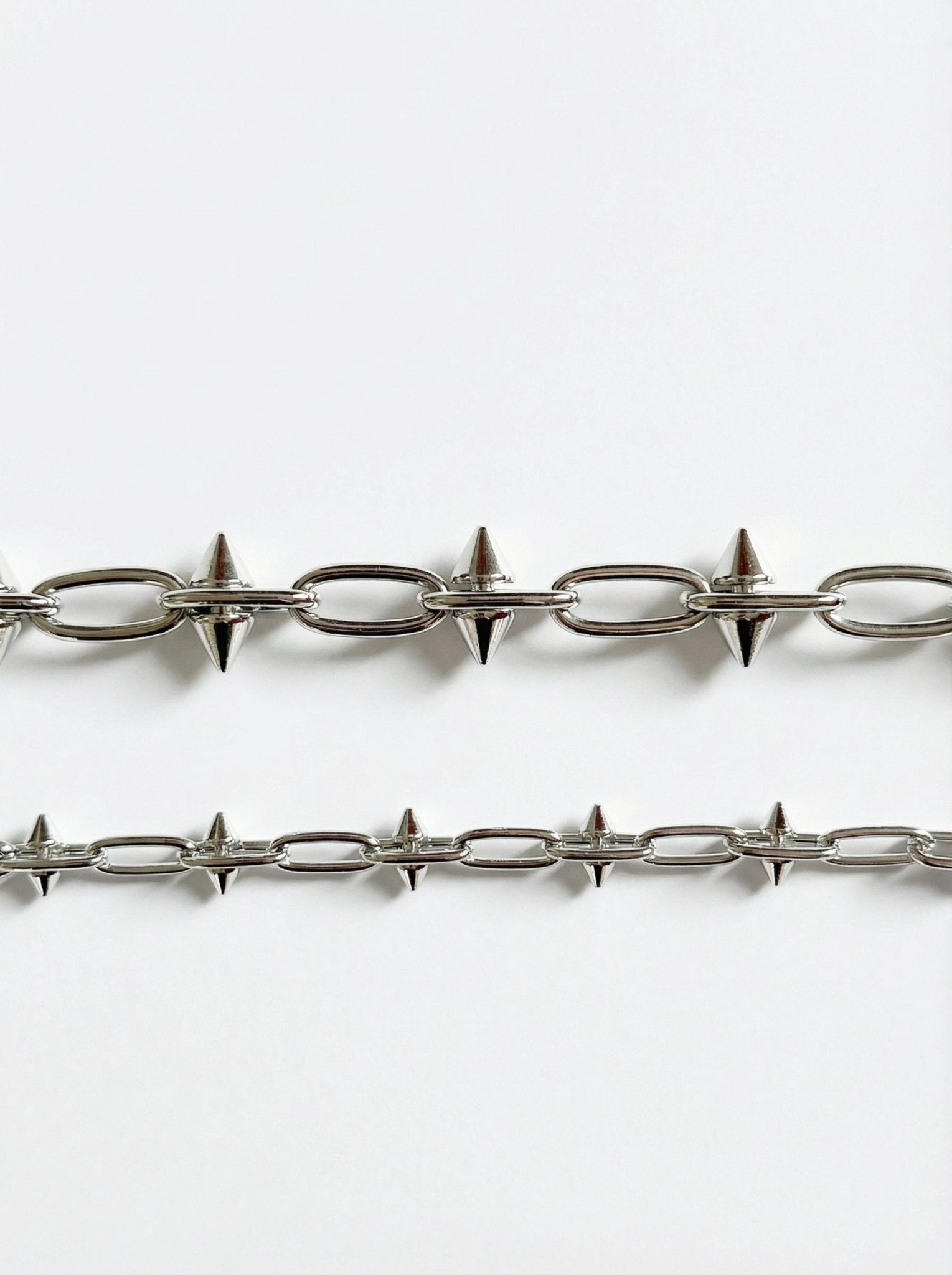 Silver spikes chain size