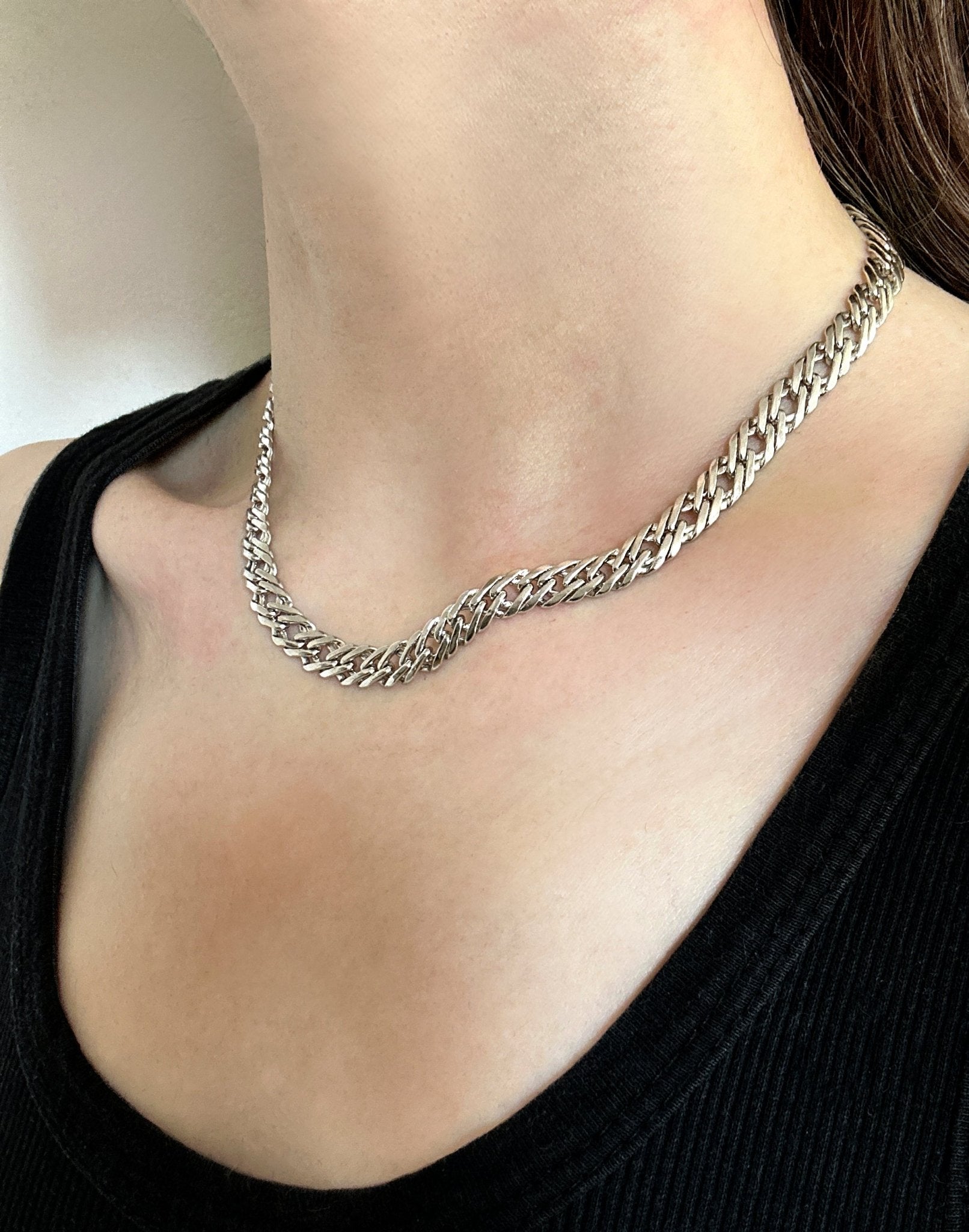 Women Silver chain necklace. Minimalist jewelry made in Brooklyn New York by llayers.