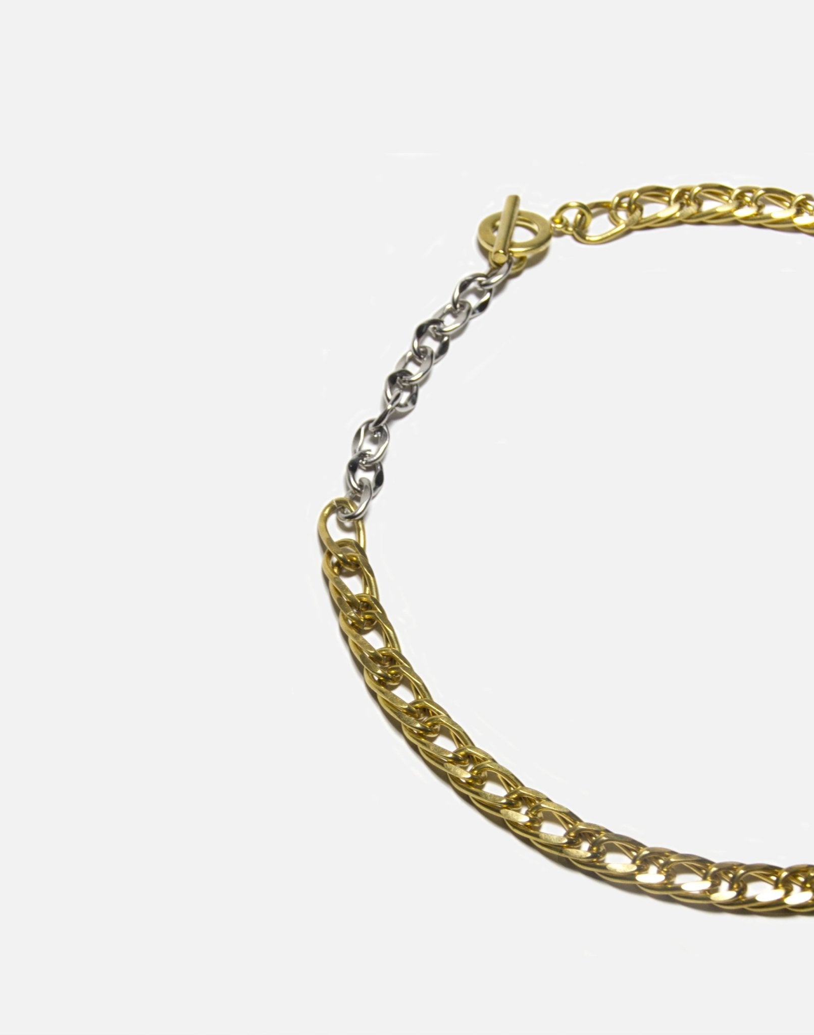 Gold link chain figaro necklace gold and silver for men and women. Made in New York Brooklyn New York by llayers.