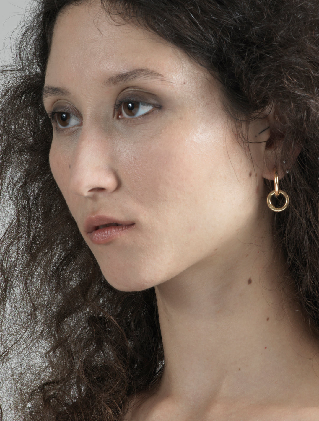 llayers gold loop women hoops earring minimal jewelry Made In Brooklyn New York W1A