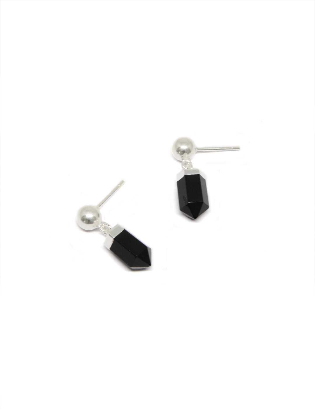 llayers-jewelry-black-agate-onyx-silver-earrings-brooklyn-newyork-F3