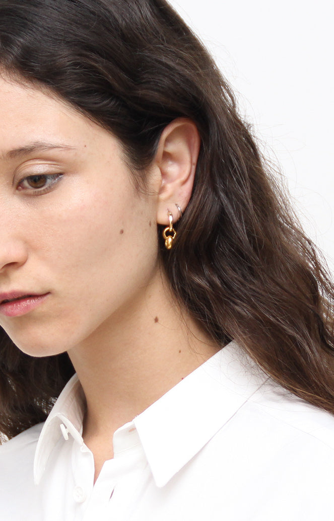 men women minimal infinity gold hoop earrings brooklyn new york llayers 