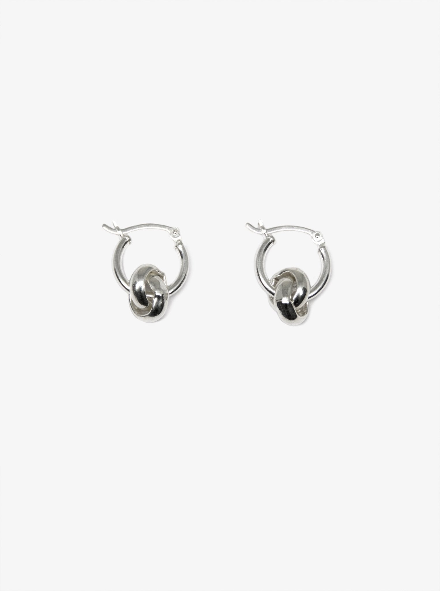llayers men women minimal infinity silver hoop earrings brooklyn new york