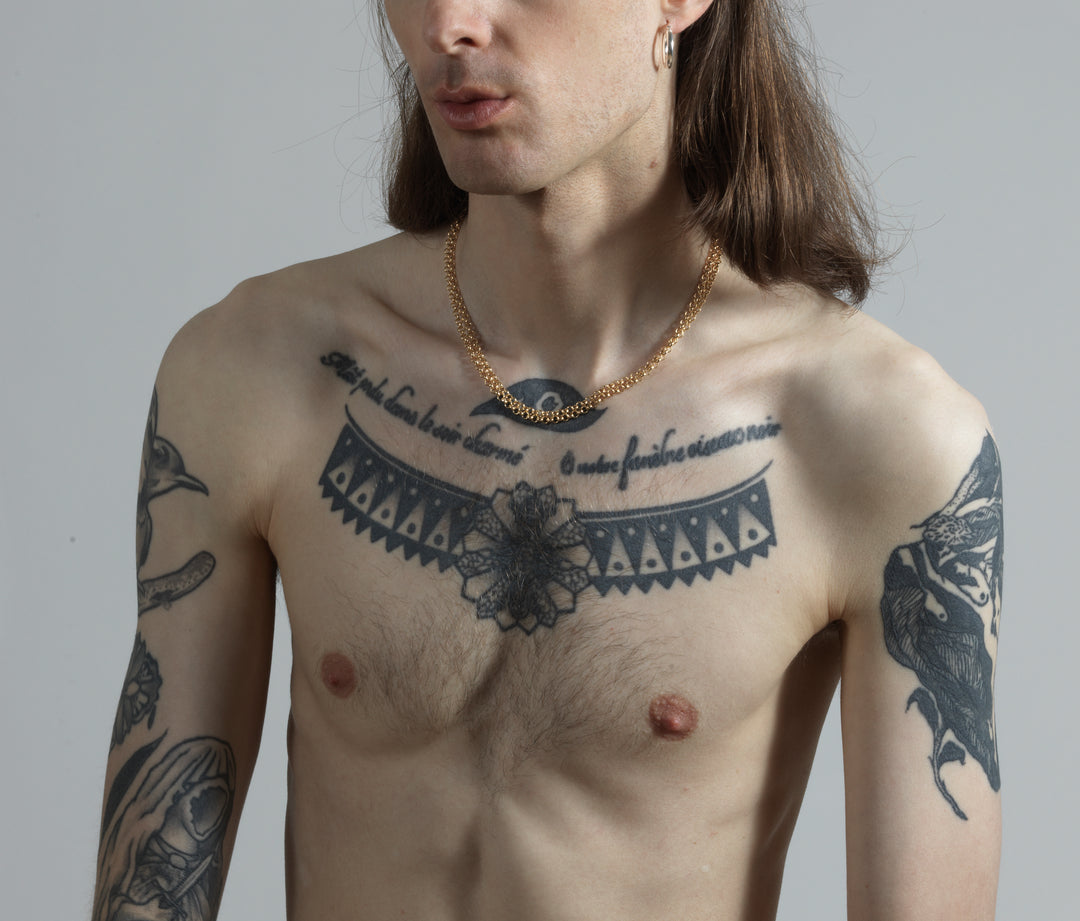 men minimal gold chain necklace in Brookyn New York double row minimalist by designer llayers unisex jewelry