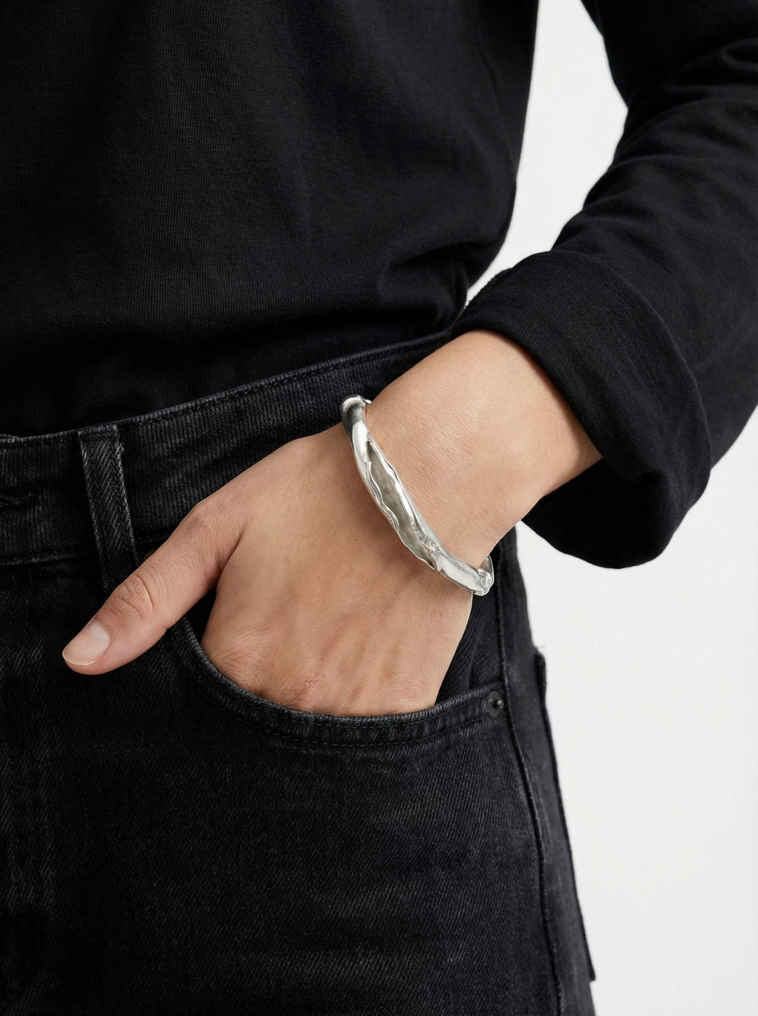 Modern Silver cuff bracelet. Men's and women's minimal jewelry made in Brooklyn New York. Weave bracelet.