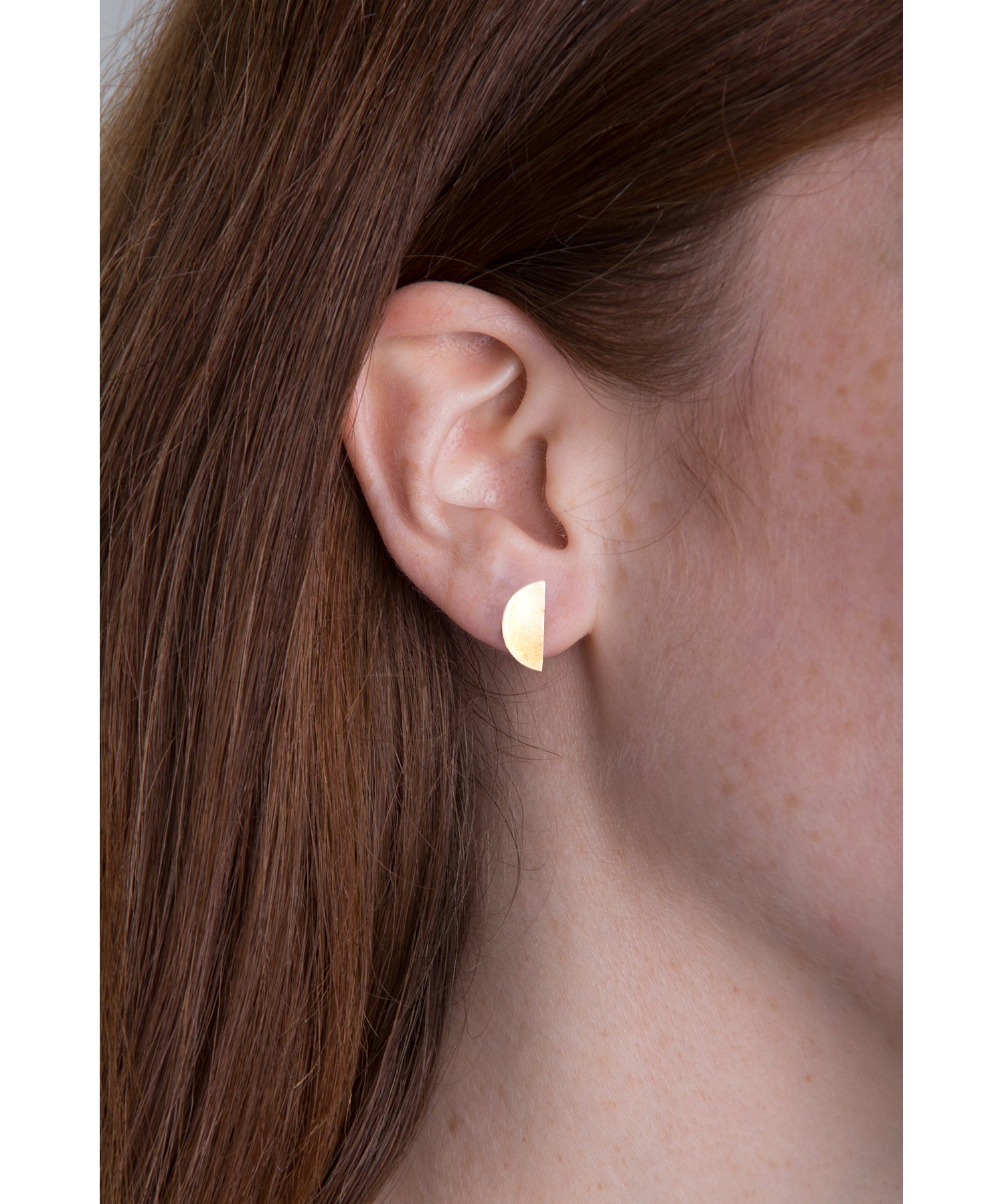 llayers earrings mini moon quarter gold - boucles d'oreilles llayers quarter petit quartier de lune