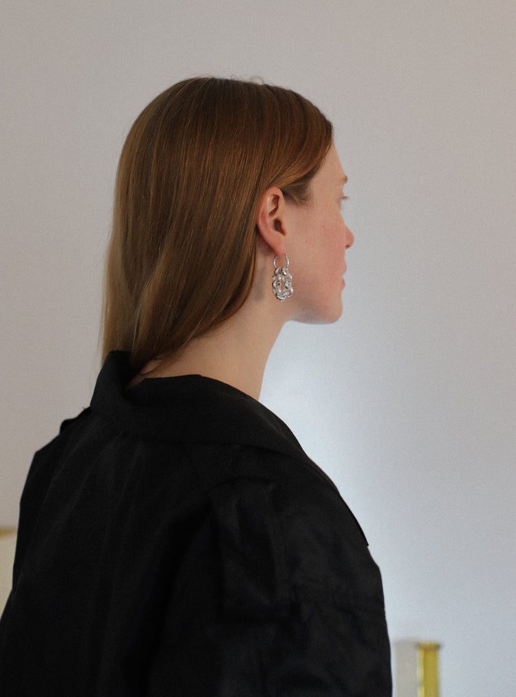 llayers jewelry infinity + interlaced silver hoops earrings- boucles d'oreilles créoles avec cercles entremêlés en argent