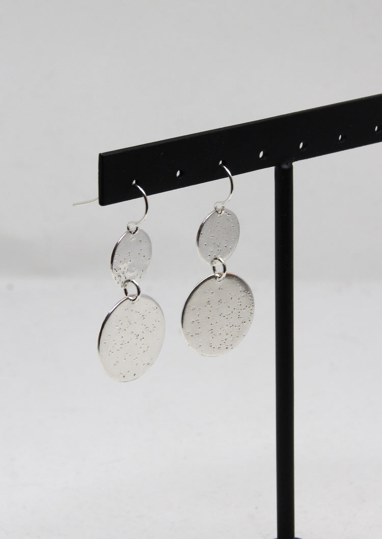 llayers dangly lunar texture earrings silver- boucles d'oreilles crochet texture lunaire lune argent