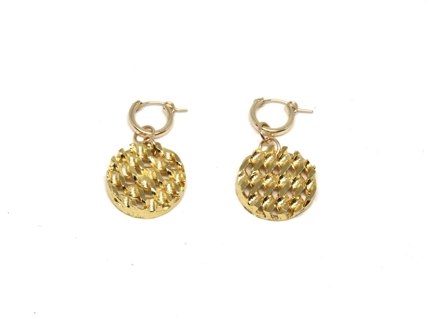 llayers bijoux upcyclés boucles d'oreilles texturées or - vintage upcycling textured hoop gold earrings