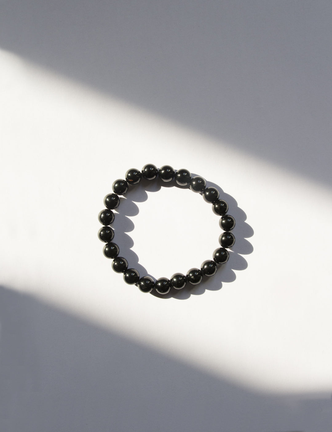 llayers bracelet avec pierres rondes tourmaline noire protection lithothérapie