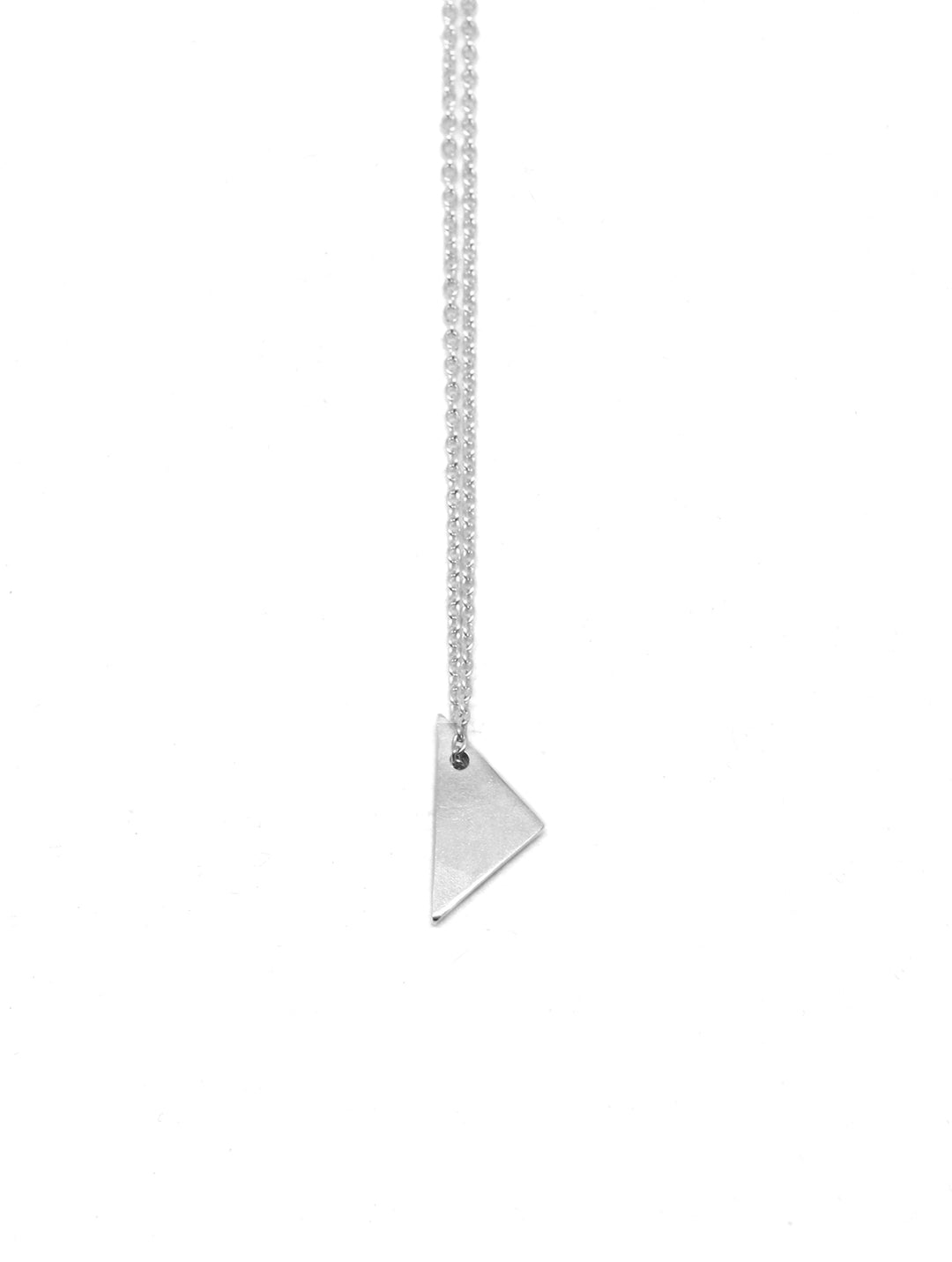 llayers jewelry necklace collier initiales gravées triangles unity 002