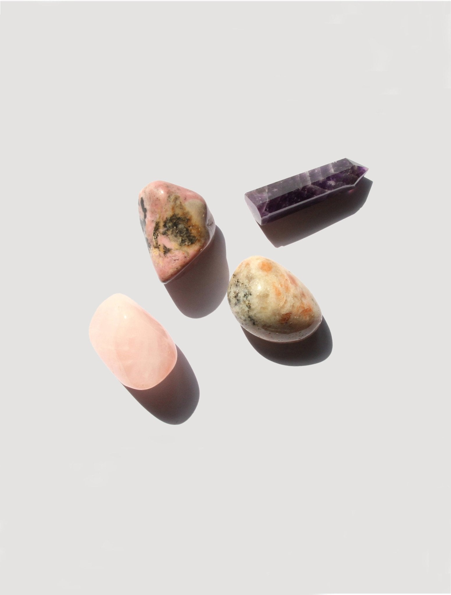 llayers Coffret pierres amour de soi améthyste quartz rose pierre de soleil rhodonite lithothérapie