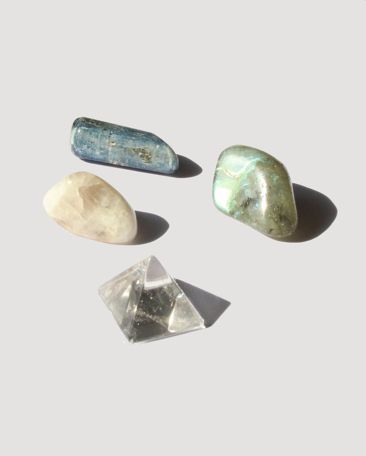 llayers kit pierres intuition méditation quartz pierre de lune labradorite sodalite