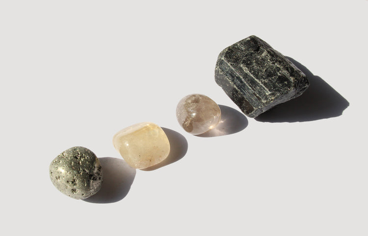 llayers kit coffret pierres protection pyrite tourmaline quartz fumé citrine lithotérapie smoky quartz